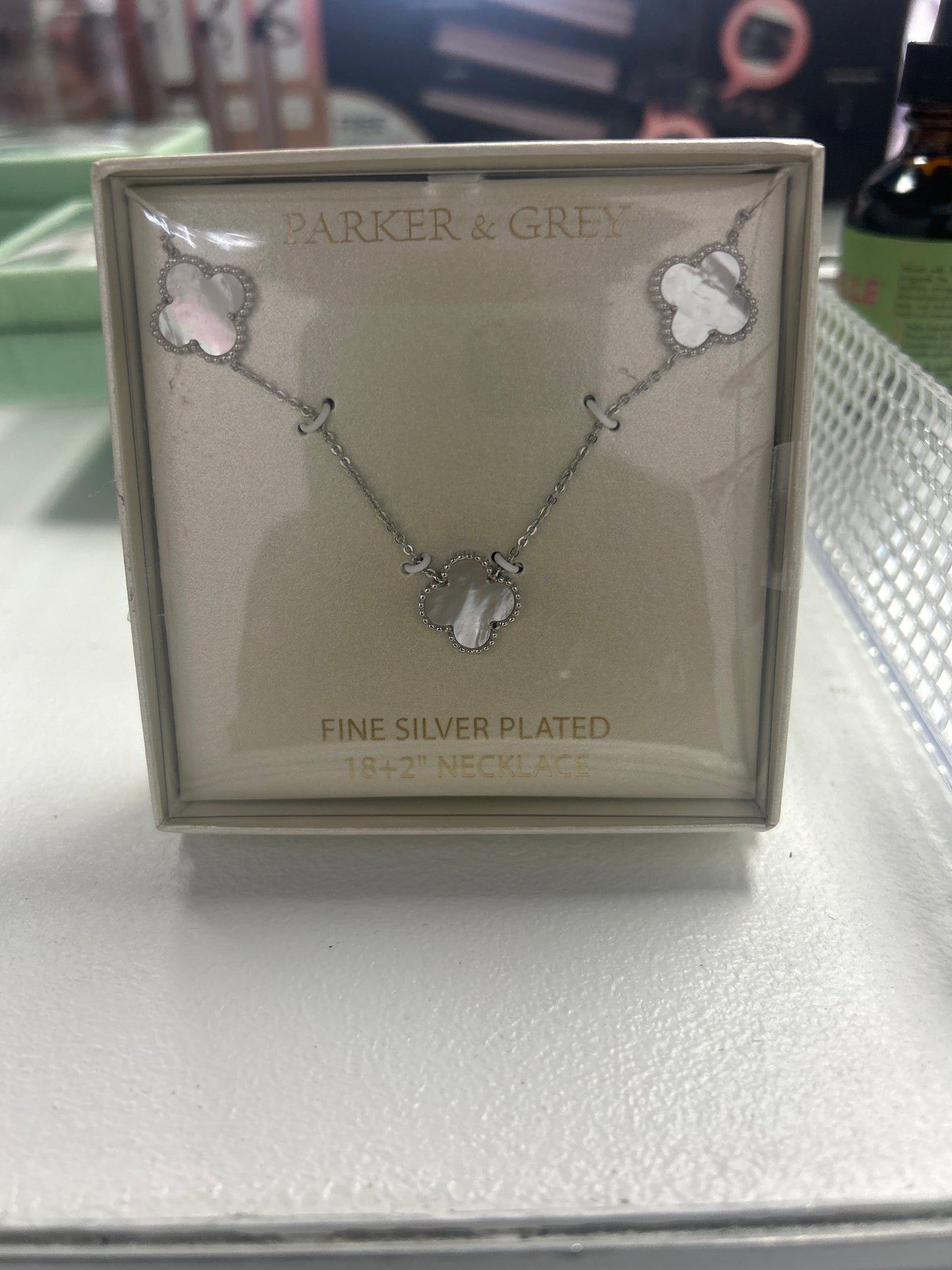 Clover Necklace - PARKER & GREY